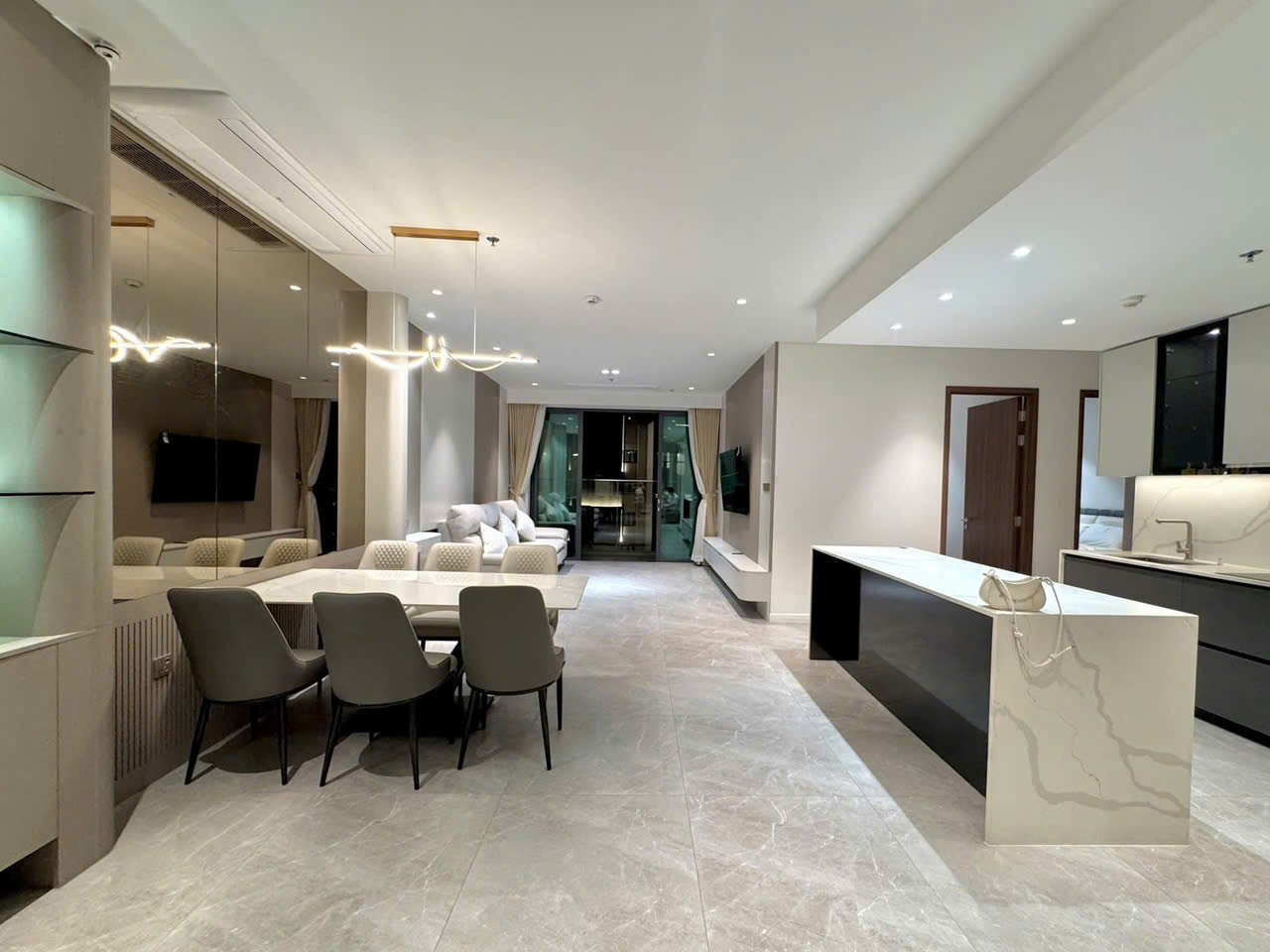 THE CREST (MÃ: S000017)