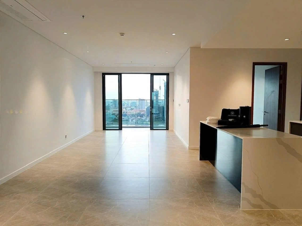 THE CREST (MÃ: S000023)