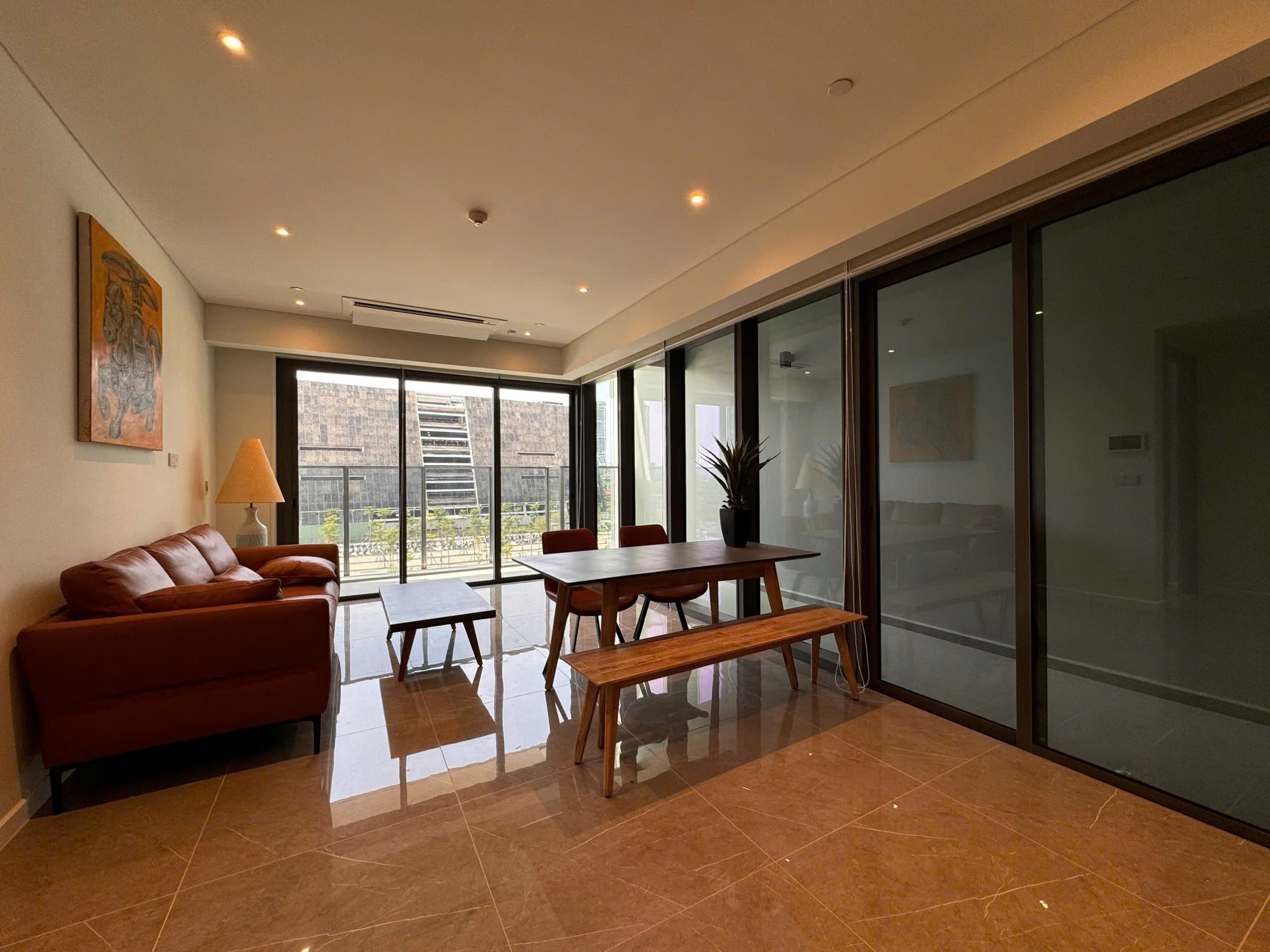 THE OPERA (MÃ: R000010)